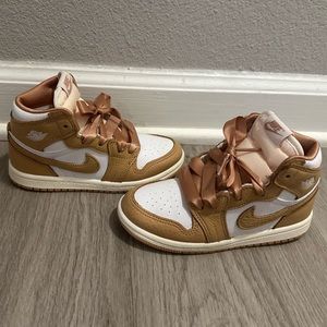 AIR JORDAN RETRO 1 HIGH OG